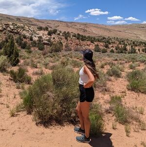 Meet your Posher, Niya